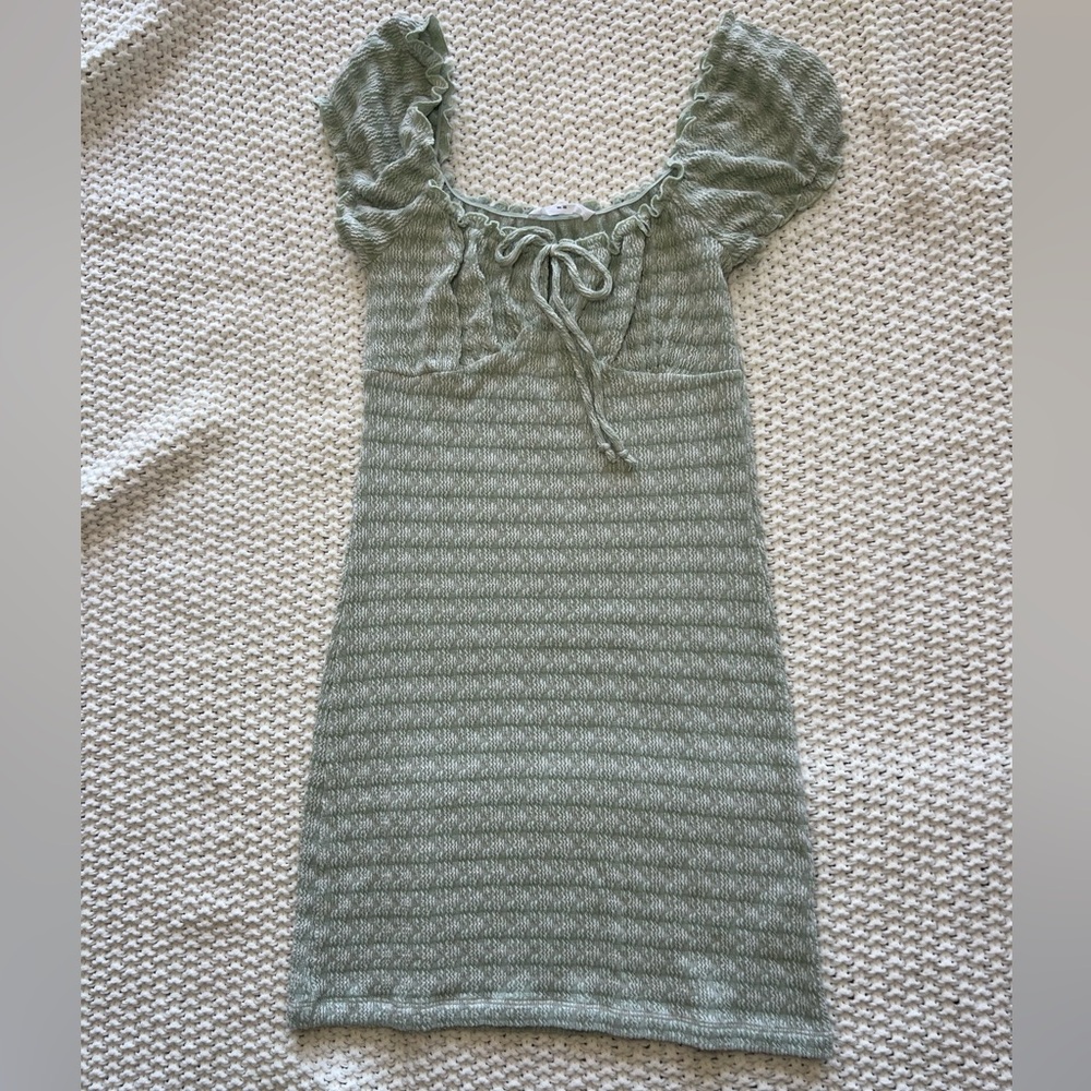Elodie Puckered Square Neck Short Sleeve Sage Dress XS